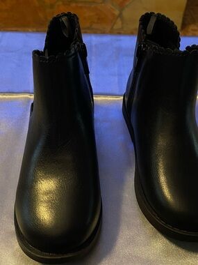 Old Navy Black Casual Slip-On Shoes